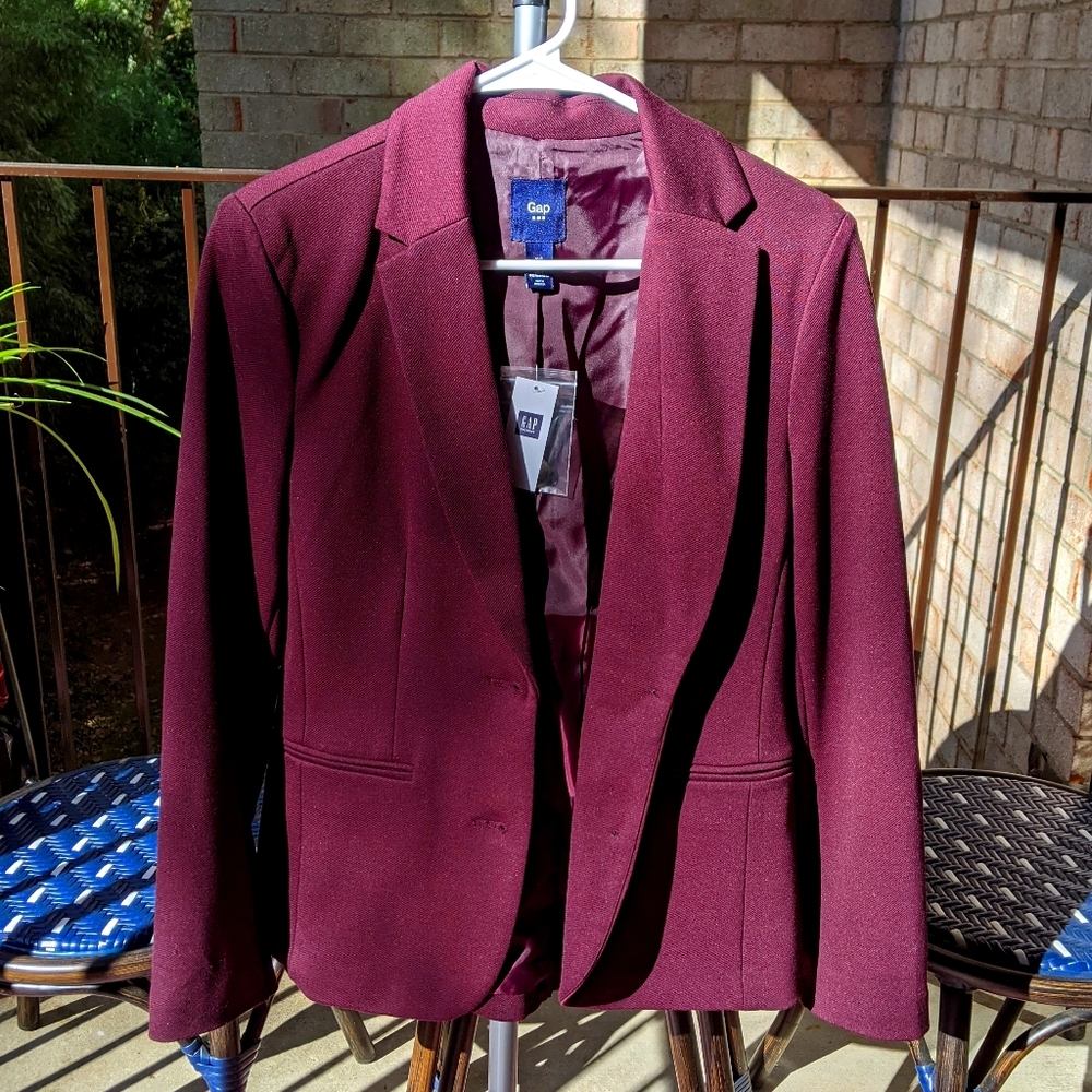 Beautiful Maroon/purple Gap blazer